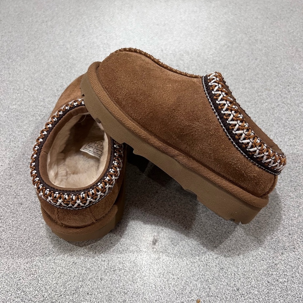 Kids Uggs Tasman II, like new